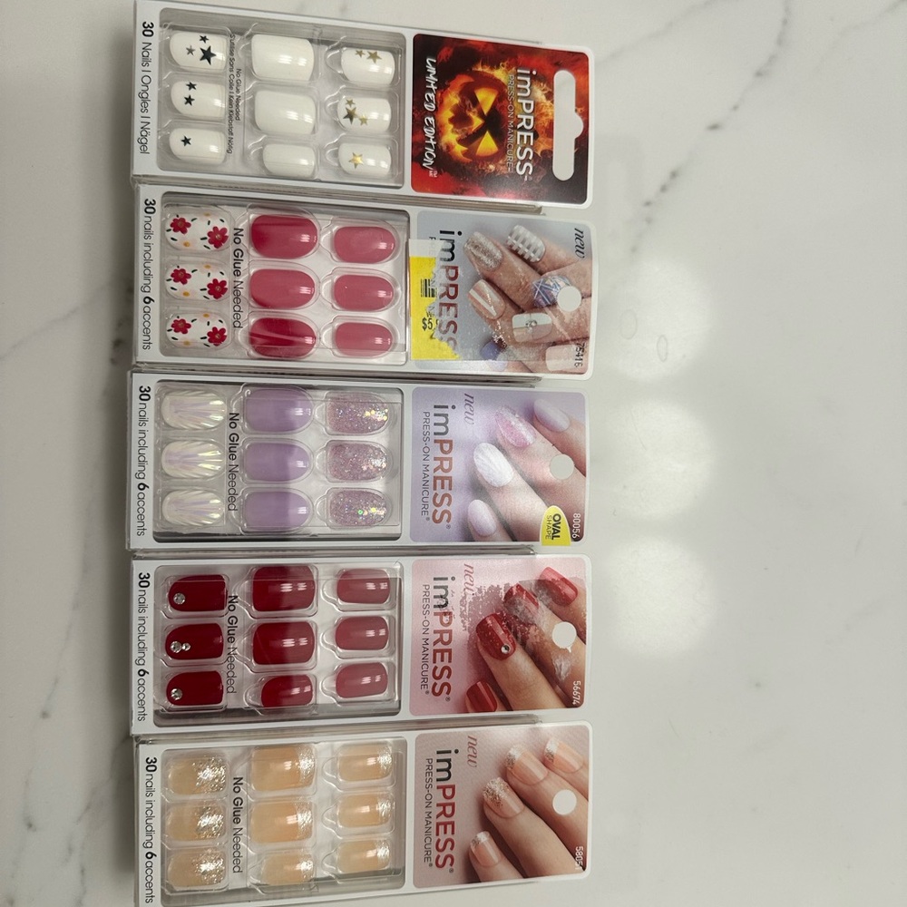 Lot of impress nails